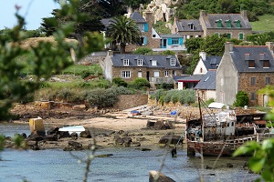 L’île de Bréhat dans le nord de la Bretagne - une ile au climat méditerranéen