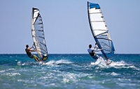 La planche à voile (ou windsurf, ou funboard)