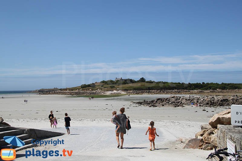 Accès ile de Sieck depuis la plage de Dossen