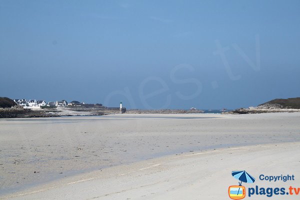 Plage de Guillec à marée basse - Plougoulm