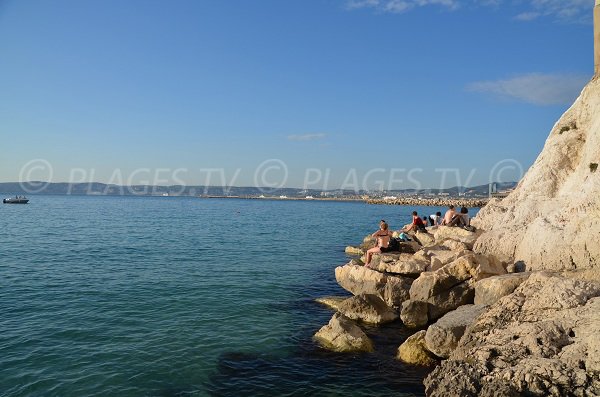 Rochers de Malmousque dans la baie de Marseille