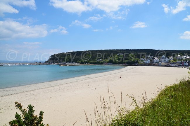 Bay of Morgat in Brittany in France