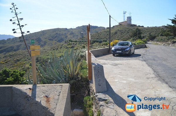 Access to Ste Catherine cove in Port Vendres