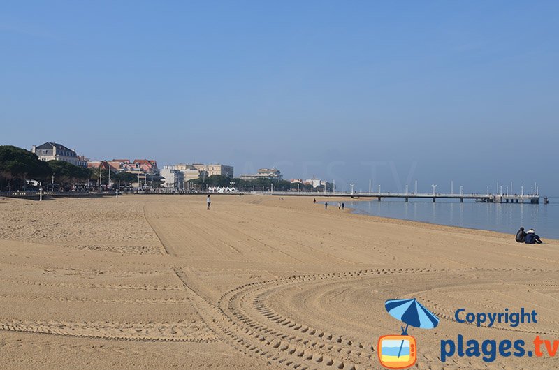 Plage et bord de mer d'Arcachon dans le centre ville