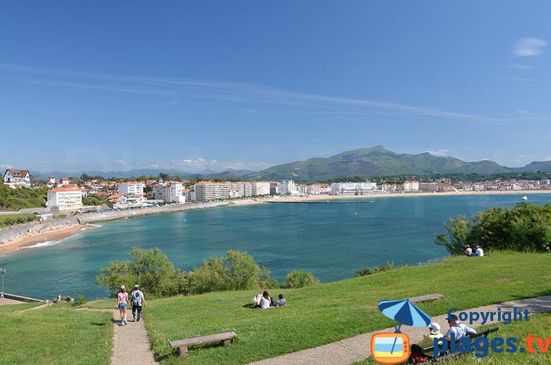 Baie de St Jean de Luz depuis la pointe de Sainte Barbe