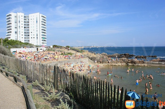 La Chaume basin with seawater