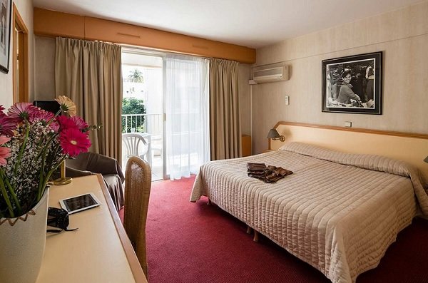 Chambre de l'hôtel Beau Séjour - Cannes