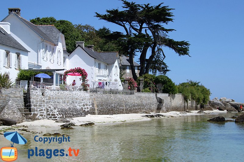 Belles maisons sur le bord de mer de Brignogan