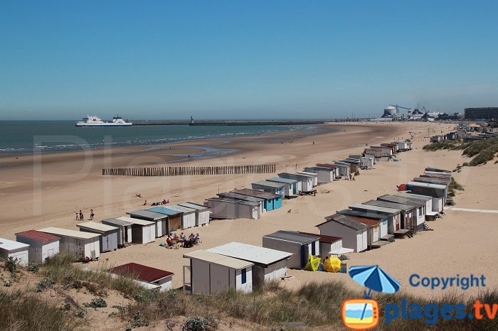 Vue sur la plage de Calais depuis Blériot-Plage