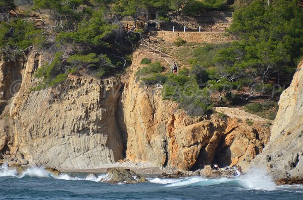 Calanque of Athénors and stairs - Blue Coast - France