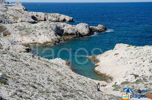 Criques dans la calanque du Cap Frioul