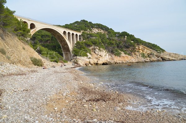 Stone in the calanque of Eaux Salées (Carry le Rouet)