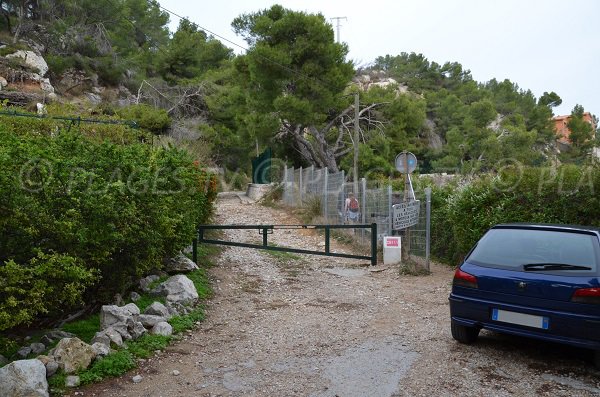 Percorso per la calanque di Carry le Rouet