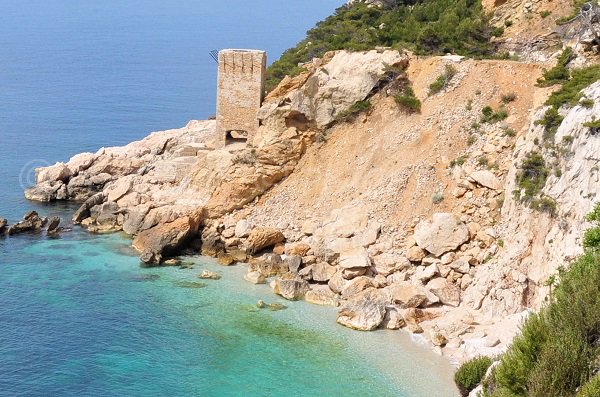 Calanque d'Erevine entre Niolon et Méjean sur la Côte Bleue