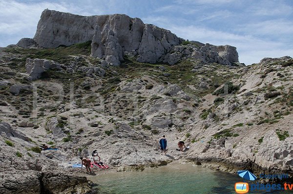 Sand beach in the calanque of Flancadou - Frioul