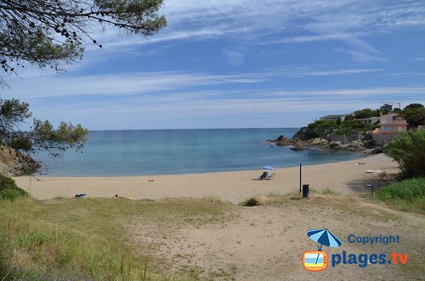 Photo of the Grand Boucharel beach in Saint Aygulf - France