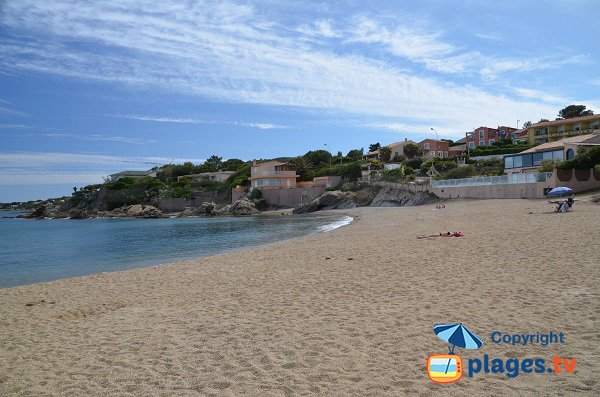 Grüne Einstellung der Calanque du Boucharel