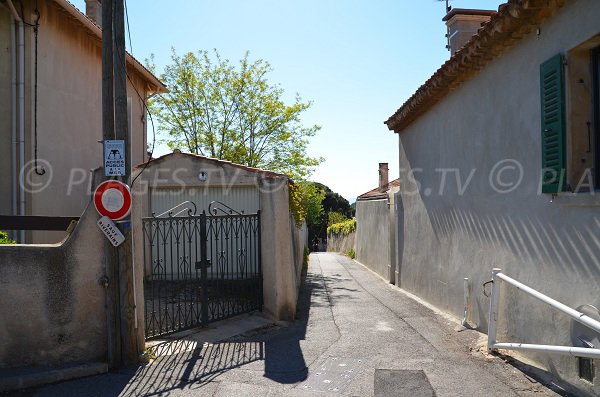 Access to the Grand Mugel calanque in La Ciotat