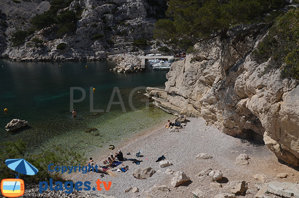 Gravel beach in the calanque of Morgiou in Marseille