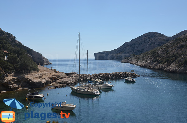 Photo de la calanque de Morgiou à Marseille