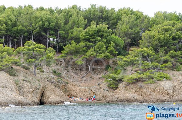 Calanque de Plageolle depuis la mer