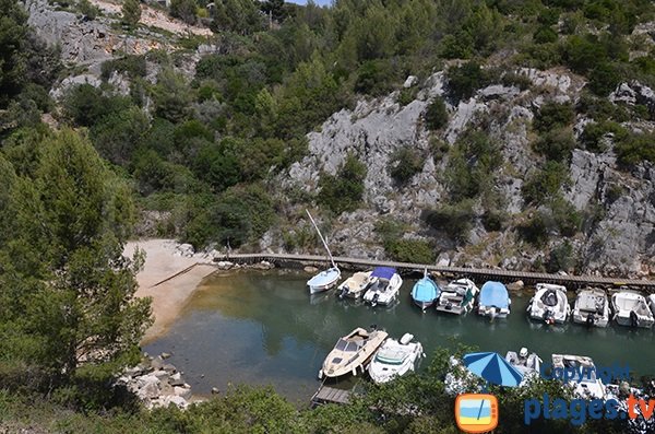 Strand des Baches von Port Miou de Cassis