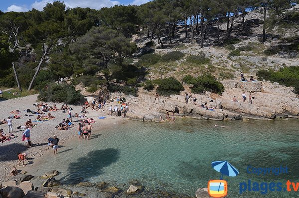 Rochers autour de la calanque de Port Pin