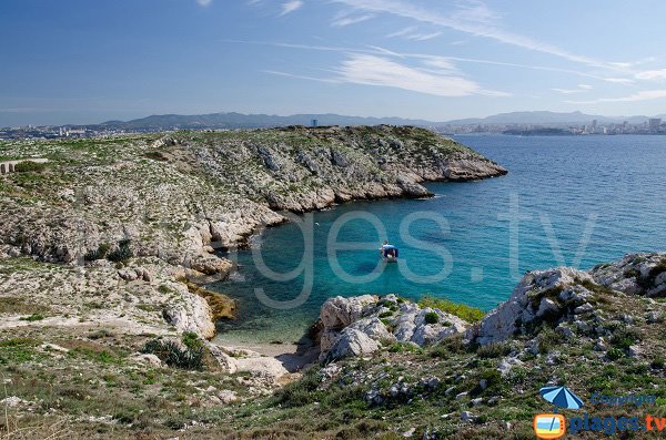 Creek in the calanque of Ratonneau in Frioul island - Marseille