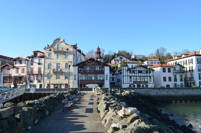 Ciboure vista dal porto - Francia