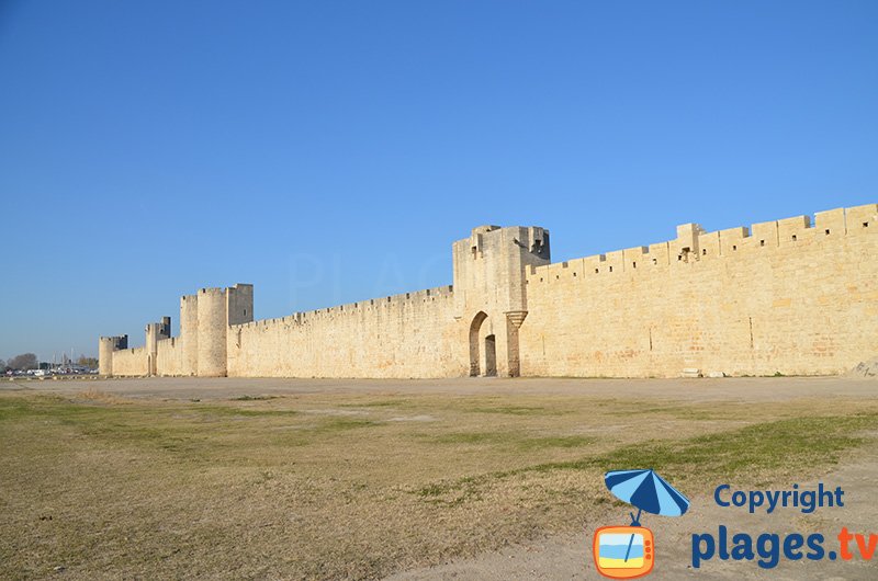 Aigues Mortes et ses remparts