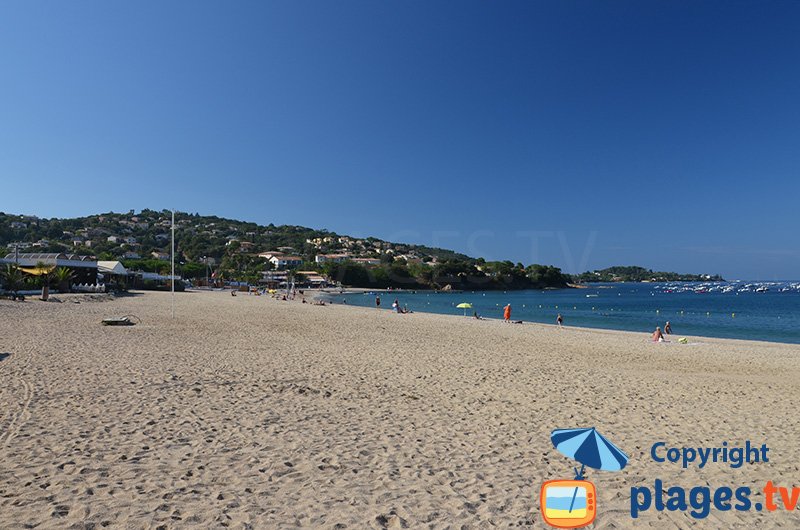 La plage principale de Porticcio en Corse