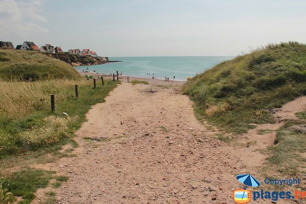 Accès à la plage dans le cran de Noirda