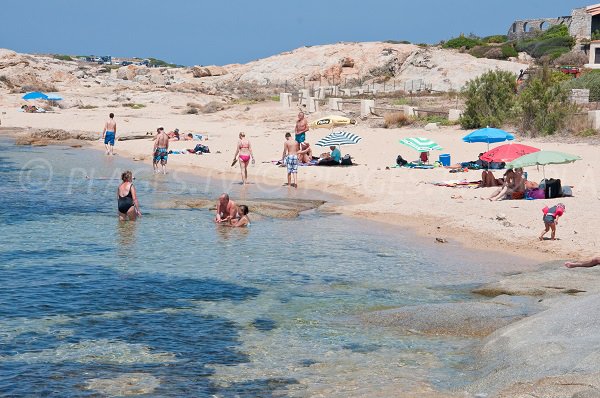 Spiaggia calma a Lumio