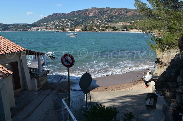 Beach in Agay - Brieux