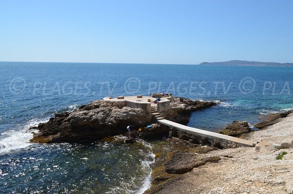 Island in Cap d'Ail and view on Saint Jean Cap Ferrat