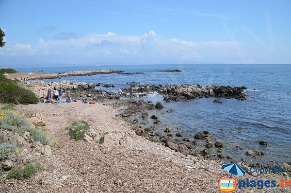 Zone de baignade au Cap d'Antibes 06