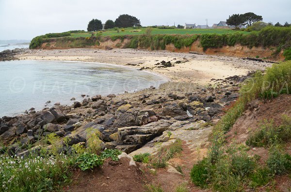 Photo de la crique du Castel à Plougrescant en Bretagne