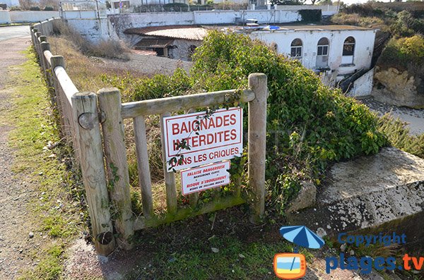 Accès à la crique de la Corniche à Saint Georges de Didonne