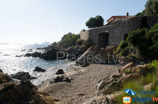 Photo de la crique de la Fontaine à Ajaccio