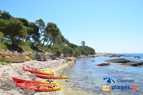 Photo de la plage du Four sur l'ile de Lérins - Ste Marguerite