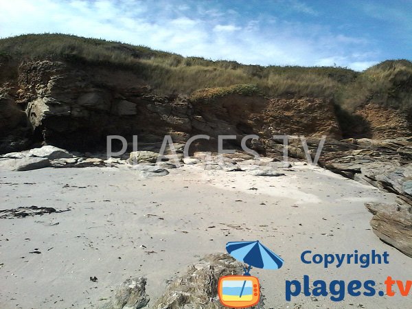 Crique de sable proche du Trou d'Enfer de Groix