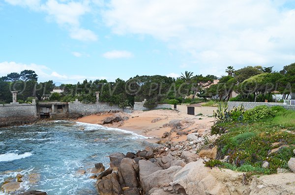 Photo de la crique des Rougets à Ghiatone ( Pietrosella)