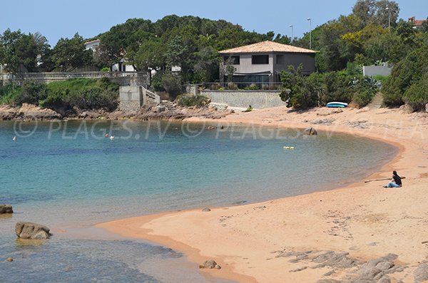 Ruppione cove in Pietrosella - Corsica