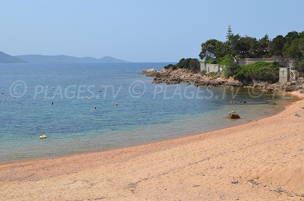 Anse de Ruppione en Corse