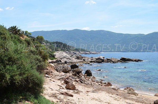 Littoral de Casaglione en Corse