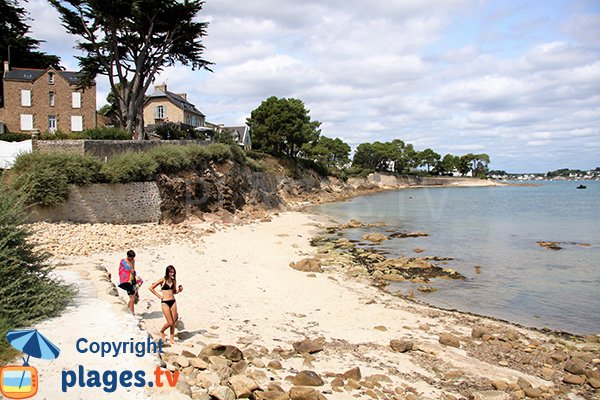 Petite crique de sable à La Trinité sur Mer - Vanneresse