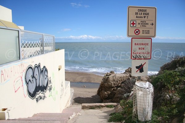 L'accesso alla cala della Vigie a Sète