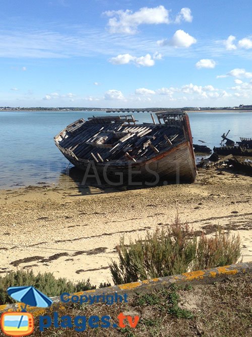 Wreck in Gavres - France