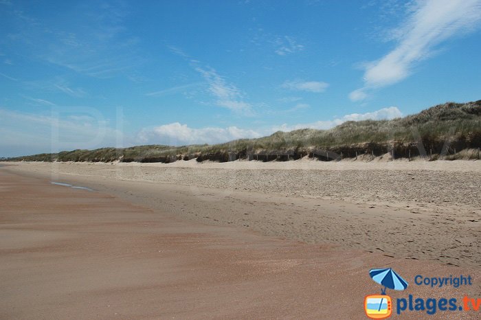 Les escardines: a large hidden beach in France