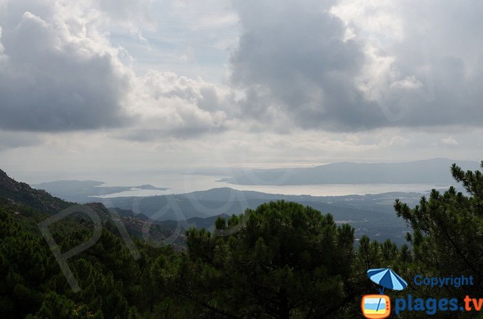 Golfe de Porto Vecchio vue depuis la route de Zonza